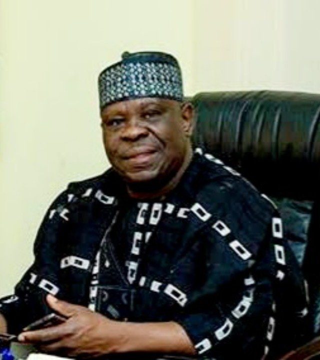 Retired Nigerian Air Force chief Saliu Atawodi loses $228,428, property to FG